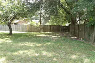 412 Angelina St, Jacksonville, TX 75766 - Photo 12