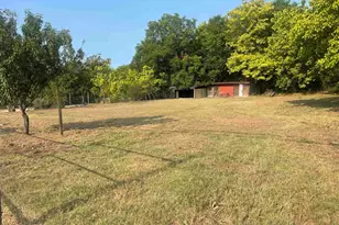 512 S Johnson, Mineola, TX 75773 - Photo 1