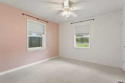 709 N Georgia St, Lindale, TX 75771 - Photo 22