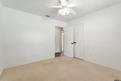 709 N Georgia St, Lindale, TX 75771 - Photo 30