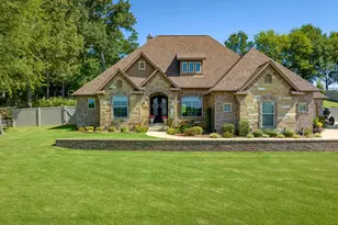 190 Lacebark Ln, Longview, TX 75605 - Photo 2