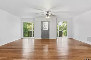 1016 Woodland Dr, Palestine, TX 75801 - Photo 4