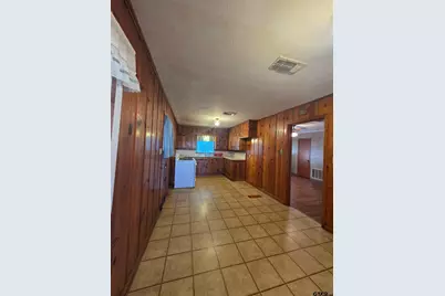 210 Mill, Pittsburg, TX 75686 - Photo 18