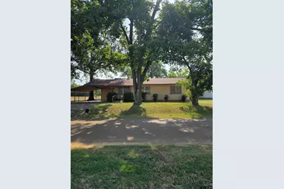 210 Mill, Pittsburg, TX 75686 - Photo 1