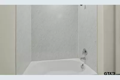 6053 Freedom Drive, Lindale, TX 75771 - Photo 4