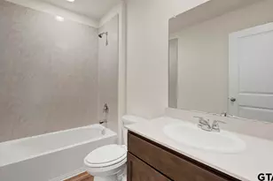 4012 Ripplewood Dr, Lindale, TX 75706 - Photo 2