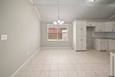 445 Ambrose, Tyler, TX 75704 - Photo 8