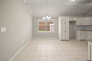 445 Ambrose, Tyler, TX 75704 - Photo 8