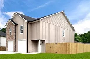 163/165 Village North Circle, Gladewater, TX 75647 - Photo 2