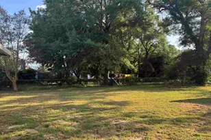 307 Lenora St, Jacksonville, TX 75766 - Photo 20