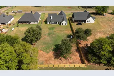 142 County Road 4119, Jacksonville, TX 75766 - Photo 2