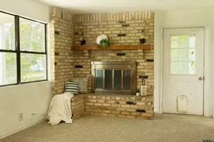 4892 Woodcastle Dr, Chandler, TX 75758 - Photo 4