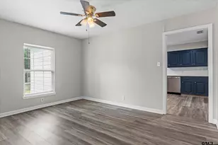 504 E Pennsylvania, Van, TX 75790 - Photo 8