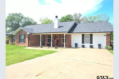 206 Jones, Elkhart, TX 75839 - Photo 1