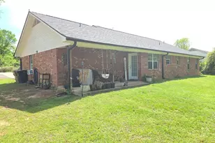 206 Jones, Elkhart, TX 75839 - Photo 38