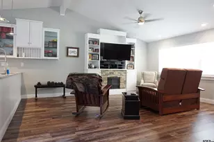 696 Co Rd 2298, Mineola, TX 75773 - Photo 6