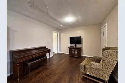 1002 Jones St, Henderson, TX 75654 - Photo 22