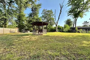 1002 Jones St, Henderson, TX 75654 - Photo 38