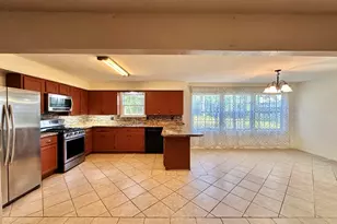 1002 Jones St, Henderson, TX 75654 - Photo 8