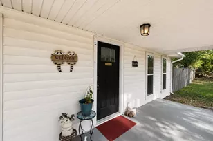 11323 FM773, Ben Wheeler, TX 75754 - Photo 2