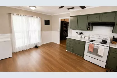 11323 Fm 773, Ben Wheeler, TX 75754 - Photo 10