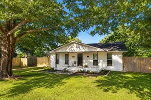 11323 FM773, Ben Wheeler, TX 75754 - Photo 1