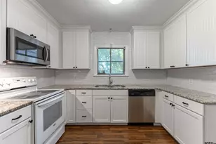 1402 S Donnybrook Ave, Tyler, TX 75701 - Photo 6