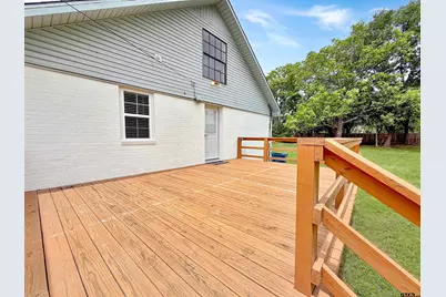 526 N Broad Street, Chandler, TX 75758 - Photo 14