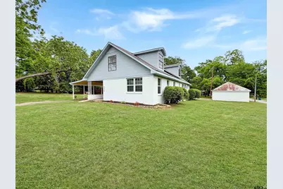 526 N Broad Street, Chandler, TX 75758 - Photo 2
