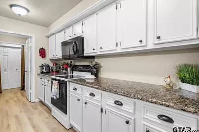 304 E Hideaway Lane, Hideaway, TX 75771 - Photo 14