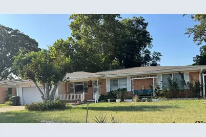 1428 Easy St, Tyler, TX 75701 - Photo 2