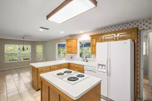 190 Blue Water Ln, Holly Lake Ranch, TX 75765 - Photo 10