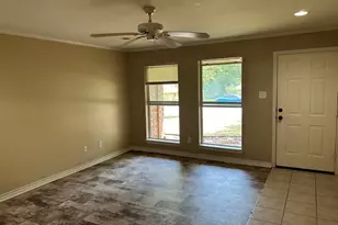 8325 Garrett Dr, Tyler, TX 75703 - Photo 4