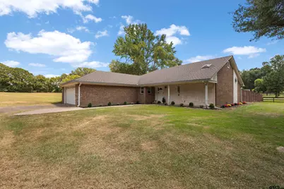 912 Lilly Ln., Bullard, TX 75757 - Photo 2