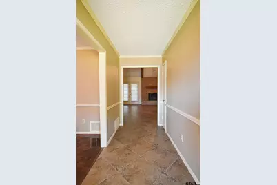 713 Meadow Creek, Tyler, TX 75703 - Photo 4