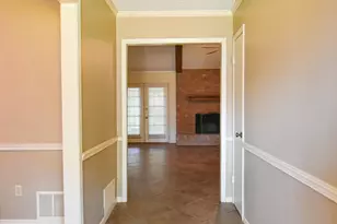 713 Meadow Creek, Tyler, TX 75703 - Photo 4
