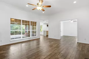 2925 Rockbridge Rd, Tyler, TX 75701 - Photo 4