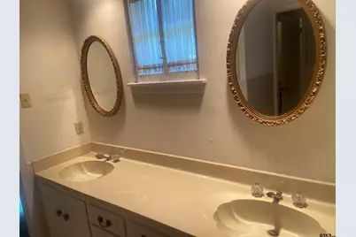 2110 McDonald Rd, Tyler, TX 75701 - Photo 10