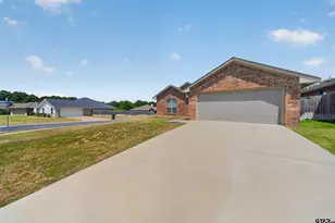 19943 Meadow W Ln, Flint, TX 75762 - Photo 2