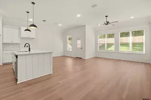 7933 Greenhill Drive, Tyler, TX 75703 - Photo 10
