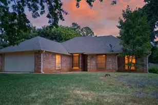 9314 Londonderry, Tyler, TX 75703 - Photo 2