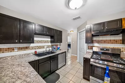 9314 Londonderry, Tyler, TX 75703 - Photo 16