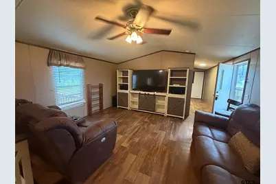 432 W Royal Dr, Bullard, TX 75757 - Photo 2