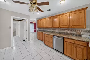 18012 W Lakeview Dr, Troup, TX 75789 - Photo 18