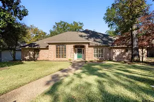 1807 Royal Oak Dr, Tyler, TX 75703 - Photo 2
