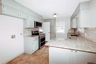 10095 Pine Tree, Tyler, TX 75707 - Photo 6
