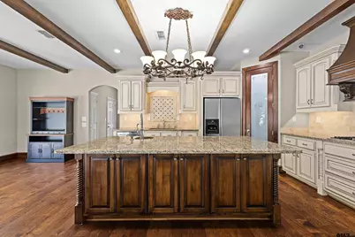 145 Deerfield Rd N, Longview, TX 75605 - Photo 14
