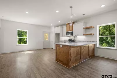 817 Boyd Ave, Tyler, TX 75701 - Photo 10