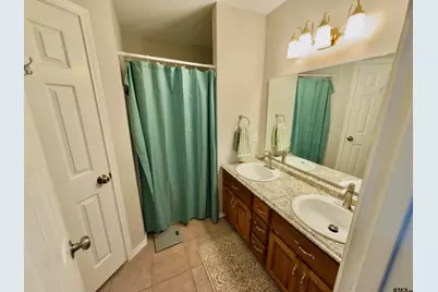 3910 Castlegate, Paris, TX 75462 - Photo 12