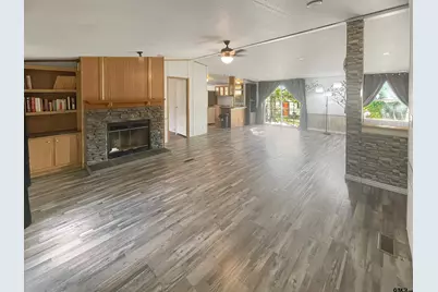 181 Cyclone St., Waskom, TX 75692 - Photo 4